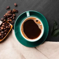 قهوه فرنچ پرس چیست؟ ریزه‌کاری‌های دم‌کردن بهترین قهوه